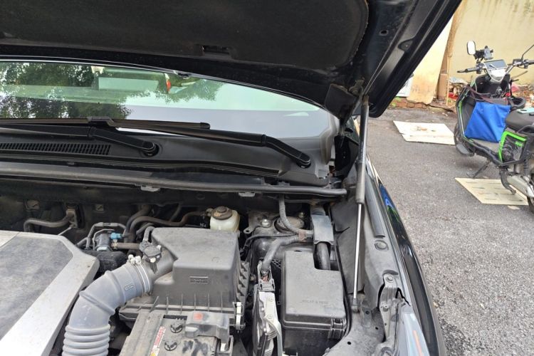 Used Lexus NX 2020 200 Front-Wheel Drive Vmotion Edition China VI Standard Engine Bay Left