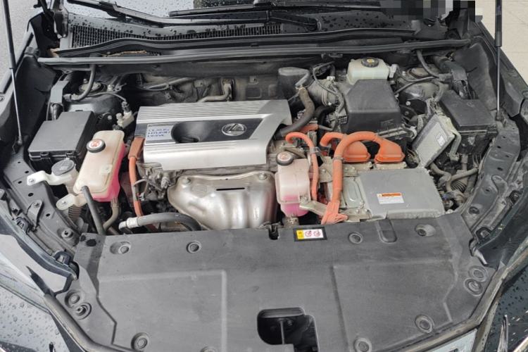 Used Lexus NX 2020 300h Front-Drive FENGSHANG Version China VI Standard Engine Bay