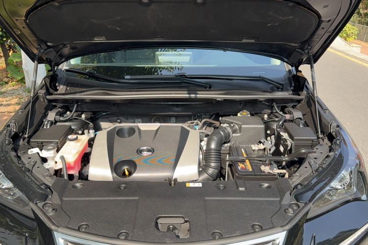 Used Lexus NX 2020 200 All-Wheel Drive Fēngshàng Version China VI Standard Engine Bay