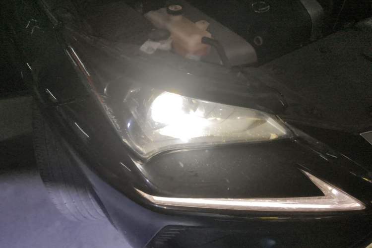 Used Lexus NX 2020 200 Front-Wheel Drive Vmotion Edition China VI Standard Exterior 6