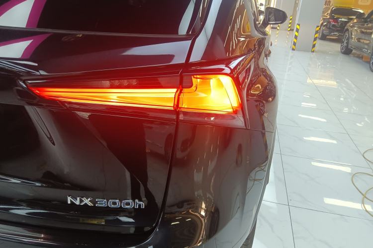 Used Lexus NX 2020 300h Front-Drive FENGSHANG Version China VI Standard Exterior 6