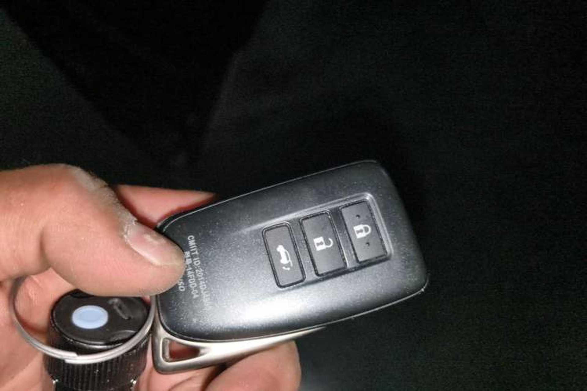 Used Lexus NX 2020 200 Front-Wheel Drive Vmotion Edition China VI Standard Interior 1