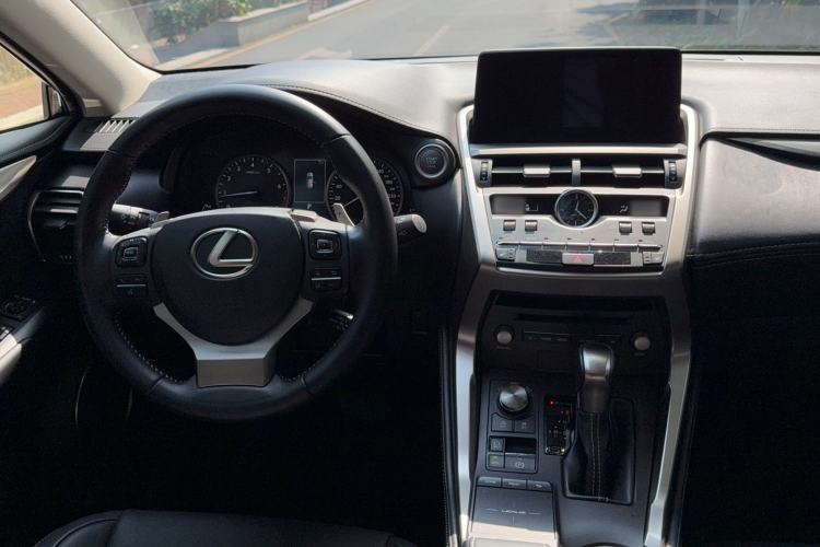 Used Lexus NX 2020 200 All-Wheel Drive Fēngshàng Version China VI Standard Interior 7