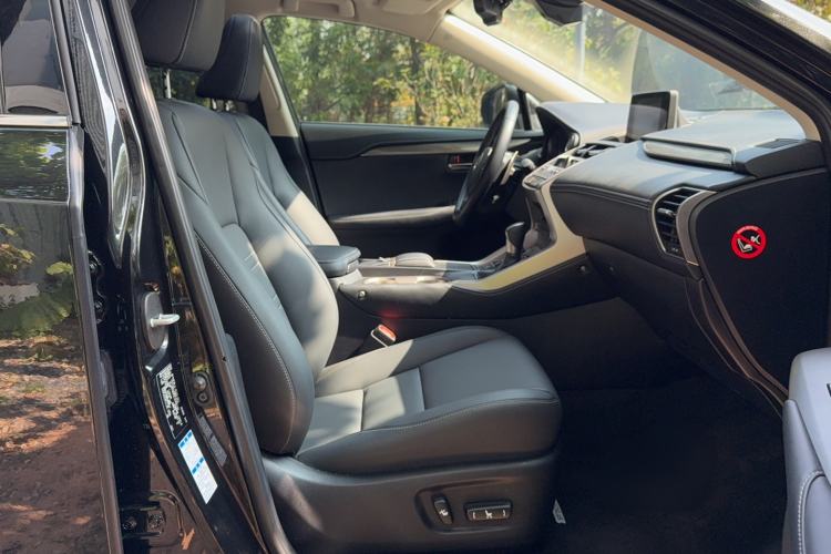 Used Lexus NX 2020 200 All-Wheel Drive Fēngshàng Version China VI Standard Interior 8