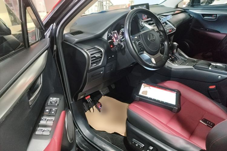 Used Lexus NX 2020 200 Front-Wheel Drive Vmotion Edition China VI Standard Left Front Seat