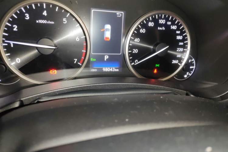 Used Lexus NX 2020 200 Front-Wheel Drive Freeline Edition China VI Standard Odometer Close Up