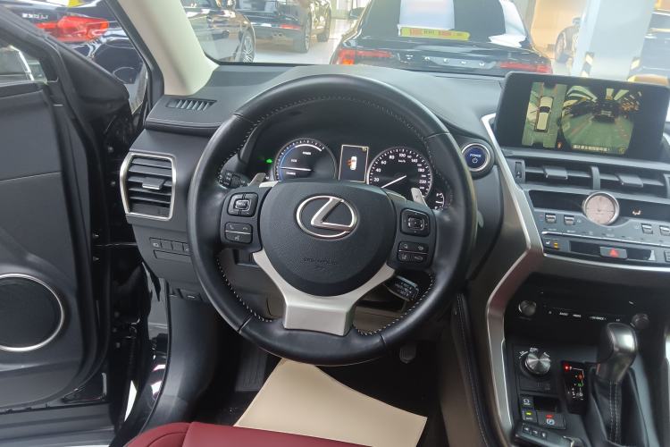 Used Lexus NX 2020 300h Front-Drive FENGSHANG Version China VI Standard Steering Wheel