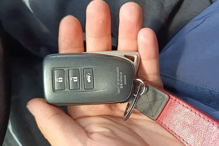 Used Lexus NX 2020 300h Front-Drive FENGSHANG Version China VI Standard Vehicle Key