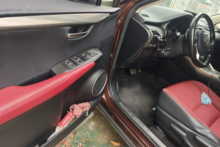 Used Lexus NX 2020 200 Front-Wheel Drive Freeline Edition China VI Standard Driver Seat
