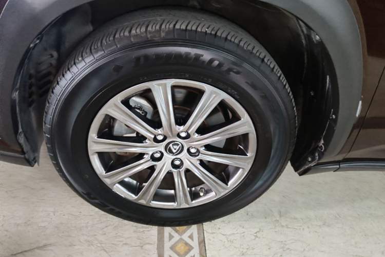 Used Lexus NX 2020 200 Front-Wheel Drive Freeline Edition China VI Standard Left Front Wheel Hub