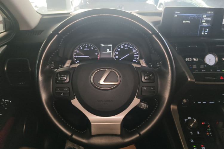 Used Lexus NX 2020 200 Front-Wheel Drive Freeline Edition China VI Standard Steering Wheel