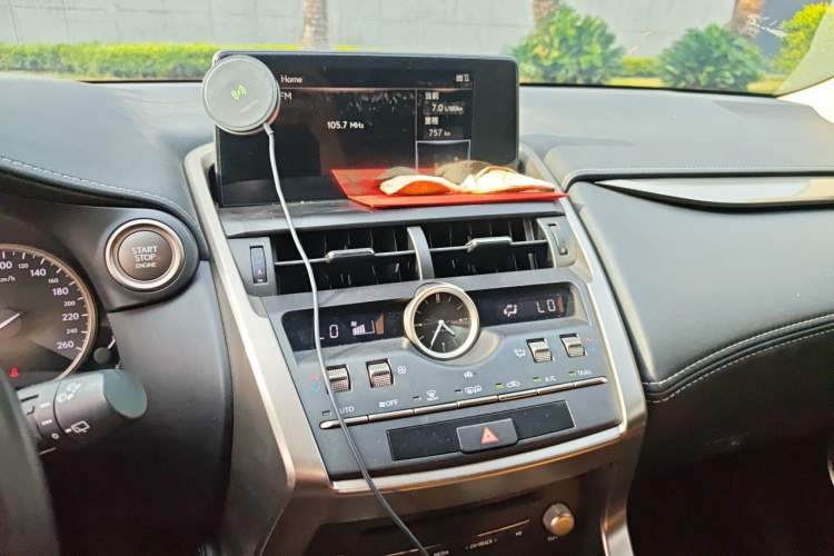 Used Lexus NX 2020 200 Front-Wheel Drive Freeline Edition China VI Standard Audio And AC Panel