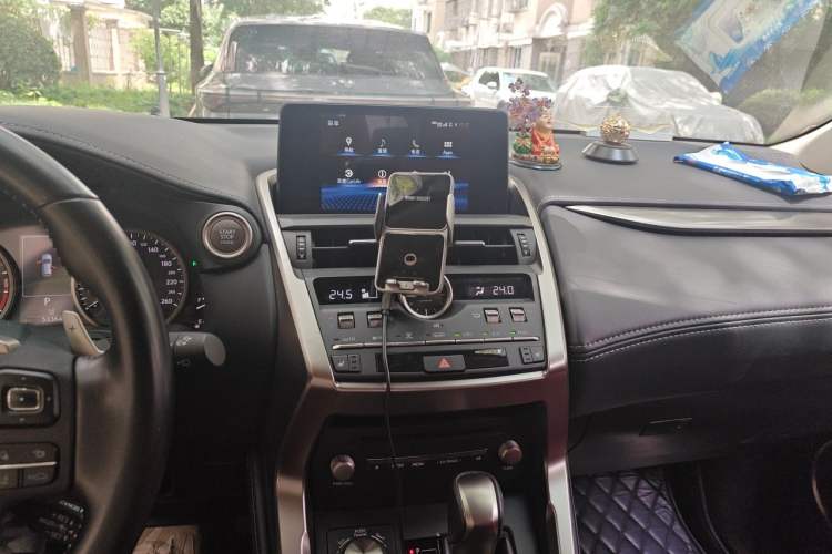 Used Lexus NX 2020 200 All-Wheel Drive Fēngshàng Version China VI Standard Audio And AC Panel