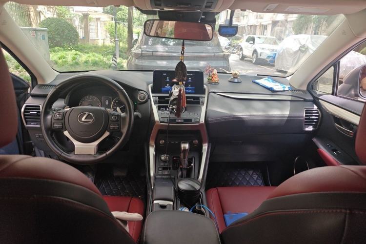 Used Lexus NX 2020 200 All-Wheel Drive Fēngshàng Version China VI Standard Center Console