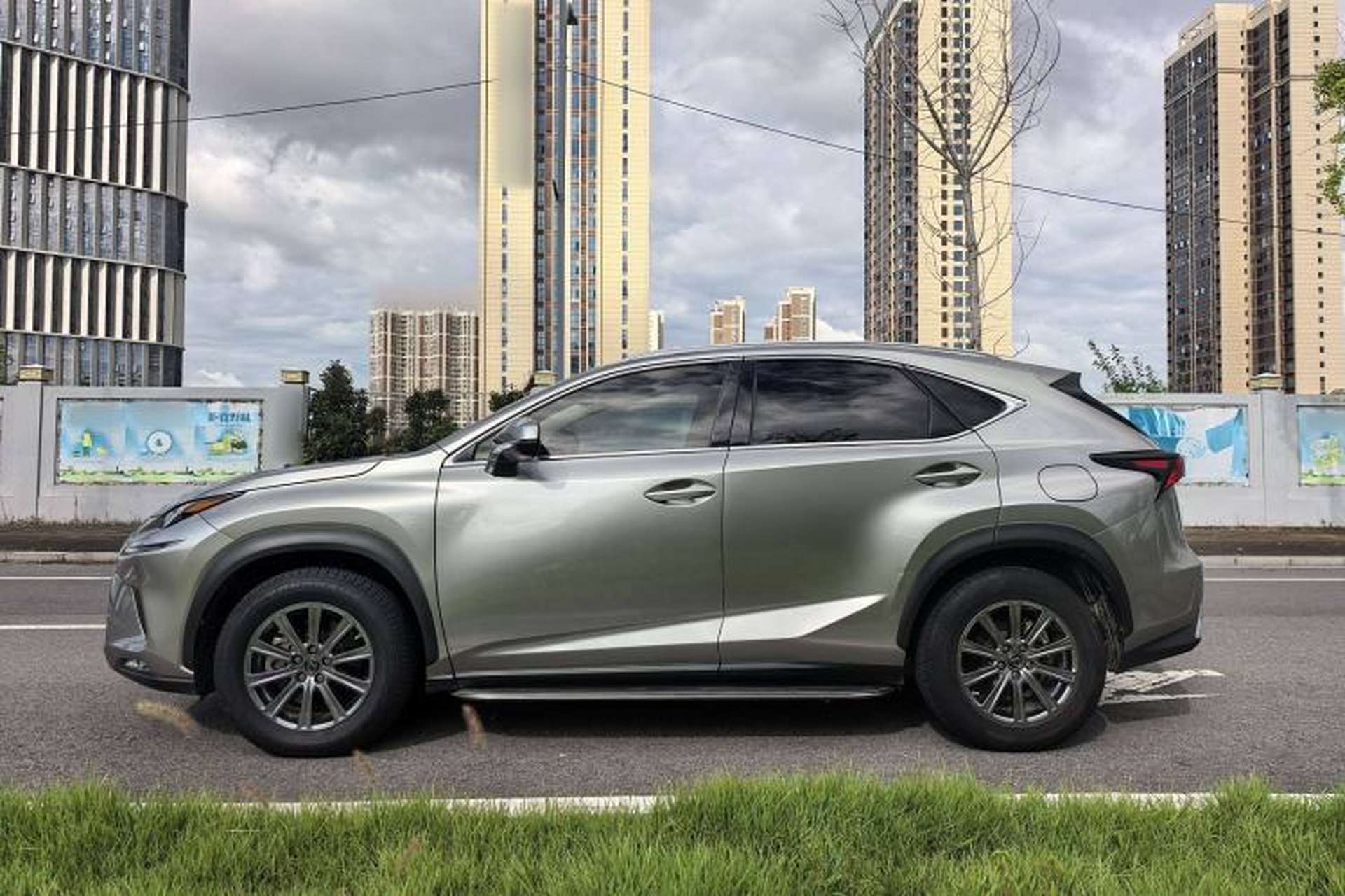 Used Lexus NX 2020 200 All-Wheel Drive Fēngshàng Version China VI Standard Exterior 3