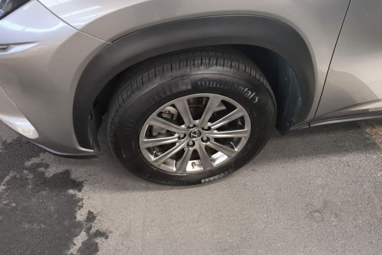 Used Lexus NX 2020 200 Front-Wheel Drive Vmotion Edition China VI Standard Exterior 7