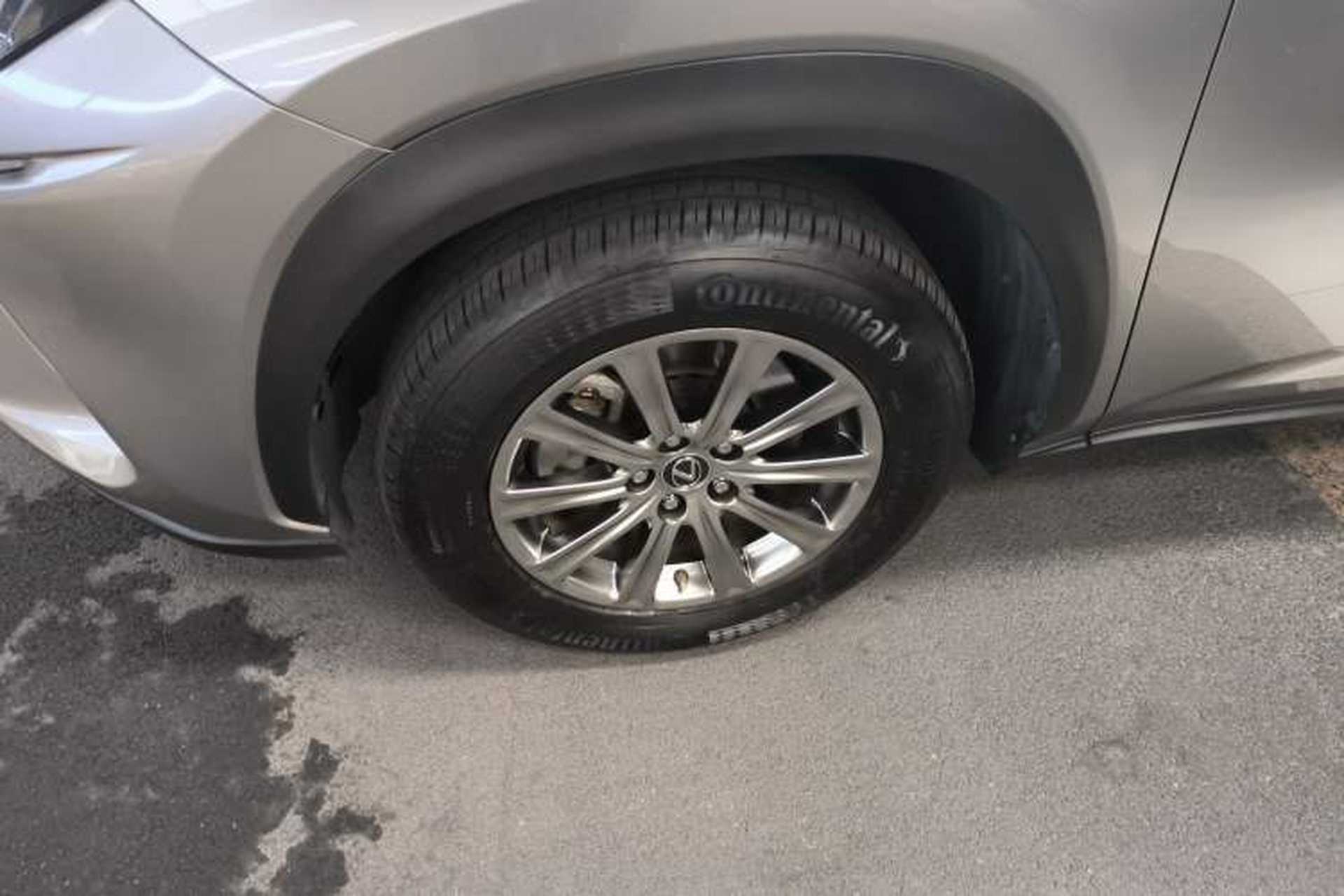 Used Lexus NX 2020 200 Front-Wheel Drive Vmotion Edition China VI Standard Exterior 7