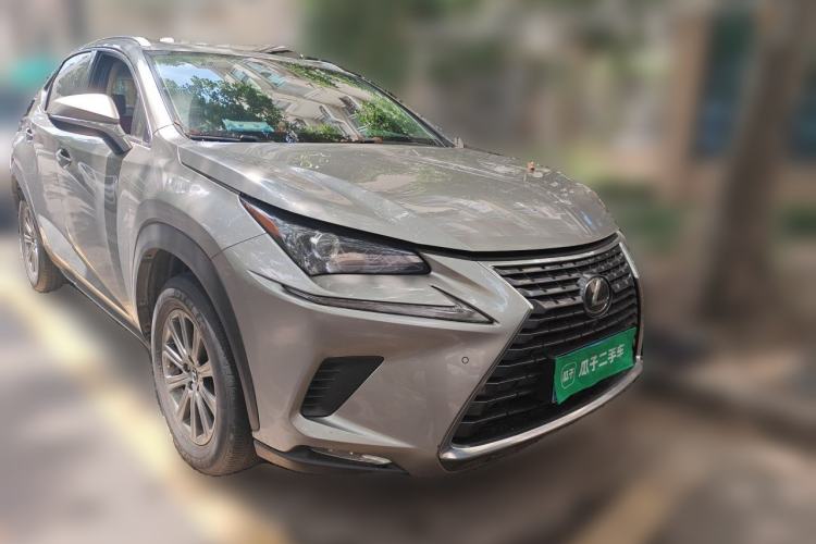 Used Lexus NX 2020 200 All-Wheel Drive Fēngshàng Version China VI Standard Front Right 45 Deg