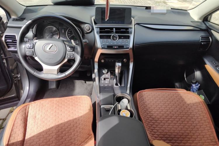 Used Lexus NX 2020 200 All-Wheel Drive Fēngshàng Version China VI Standard Interior 2