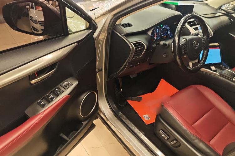 Used Lexus NX 2020 200 All-Wheel Drive Fēngshàng Version China VI Standard Interior 3