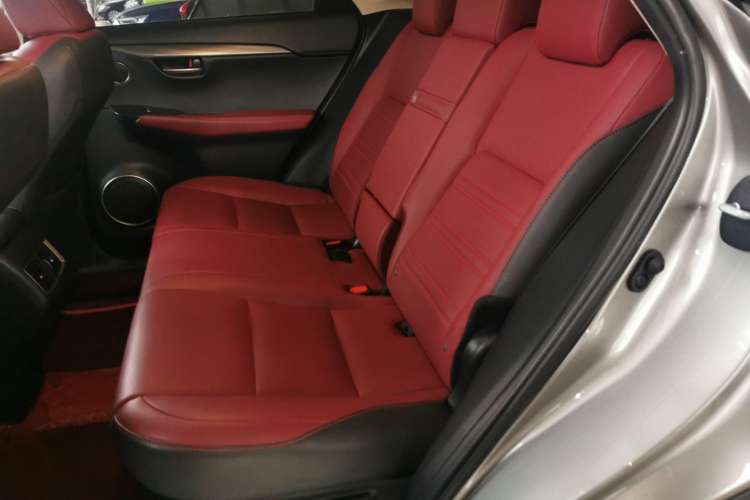 Used Lexus NX 2020 300h Front-Drive FENGSHANG Version China VI Standard Interior 4