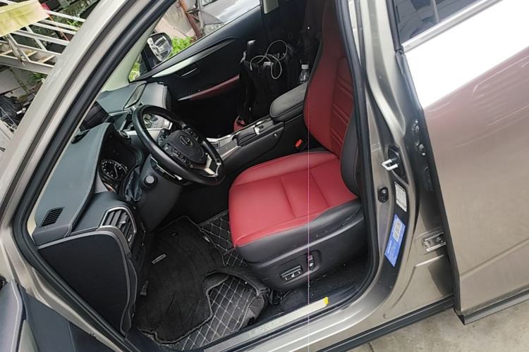 Used Lexus NX 2020 200 Front-Wheel Drive Vmotion Edition China VI Standard Left Front Seat