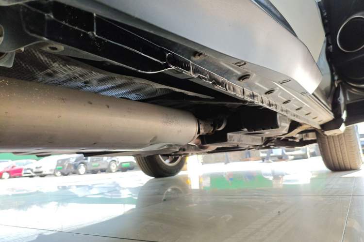 Used Lexus NX 2020 200 Front-Wheel Drive Freeline Edition China VI Standard Right Side Sill