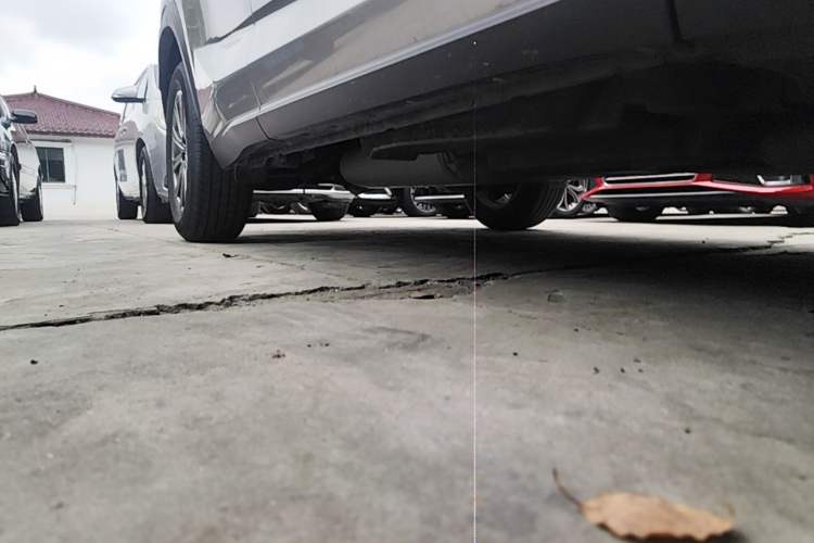 Used Lexus NX 2020 200 Front-Wheel Drive Vmotion Edition China VI Standard Right Side Sill