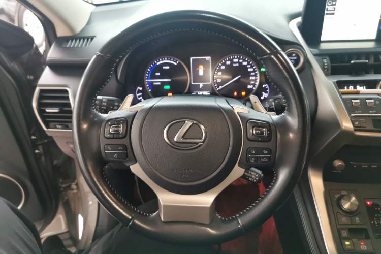 Used Lexus NX 2020 300h Front-Drive FENGSHANG Version China VI Standard Steering Wheel