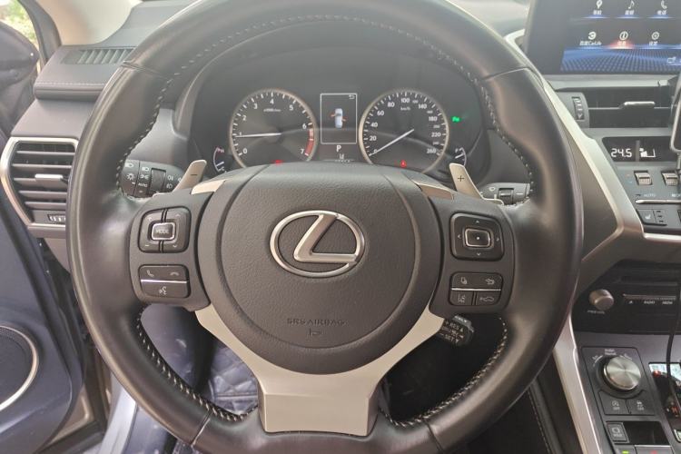 Used Lexus NX 2020 200 All-Wheel Drive Fēngshàng Version China VI Standard Steering Wheel