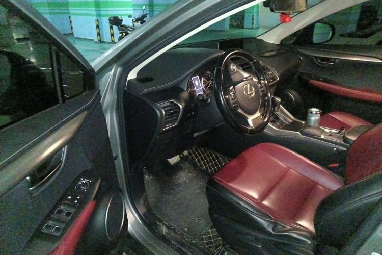 Used Lexus NX 2020 200 Front-Wheel Drive Freeline Edition China VI Standard Driver Seat
