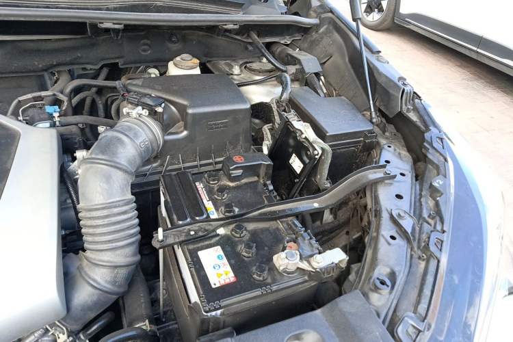 Used Lexus NX 2020 200 Front-Wheel Drive Vmotion Edition China VI Standard Engine Bay Left