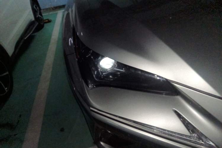 Used Lexus NX 2020 200 Front-Wheel Drive Freeline Edition China VI Standard Right Front Headlight