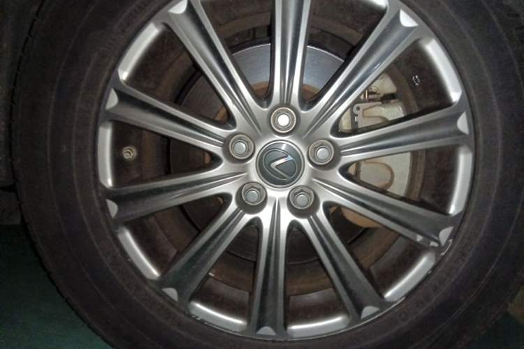 Used Lexus NX 2020 200 Front-Wheel Drive Freeline Edition China VI Standard Right Front Wheel Hub