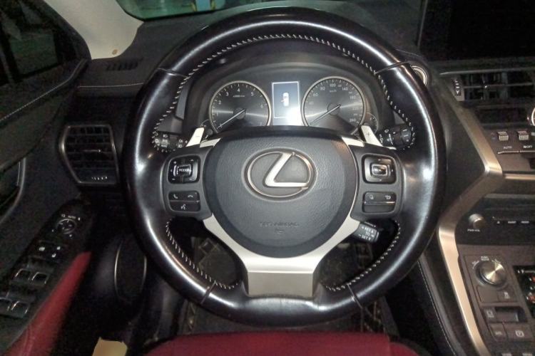 Used Lexus NX 2020 200 Front-Wheel Drive Freeline Edition China VI Standard Steering Wheel