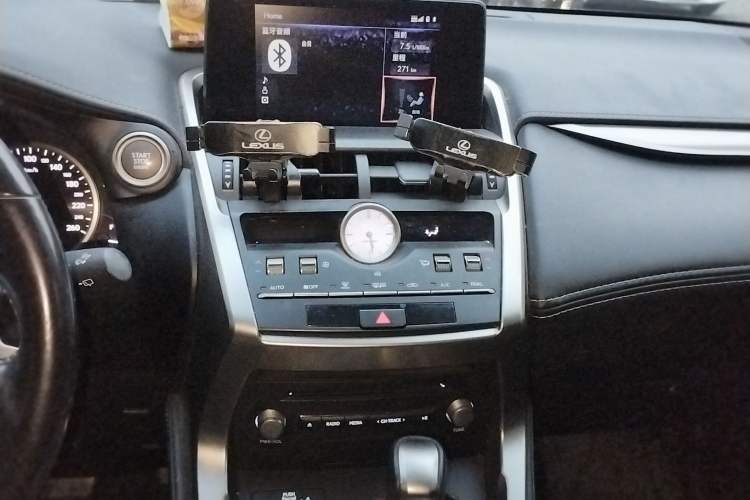 Used Lexus NX 2020 200 Front-Wheel Drive Freeline Edition China V Standard Audio And AC Panel