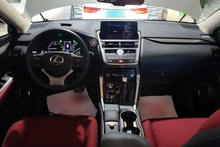 Used Lexus NX 2020 200 Front-Wheel Drive Freeline Edition China VI Standard Center Console