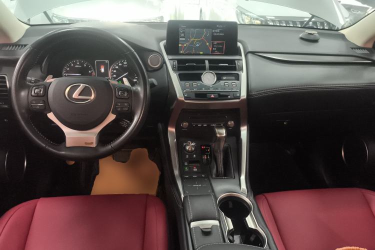 Used Lexus NX 2020 200 All-Wheel Drive Fēngshàng Version China VI Standard Center Console