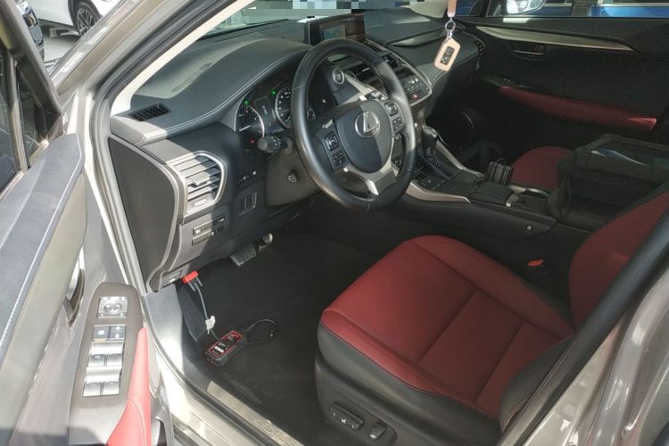 Used Lexus NX 2020 200 All-Wheel Drive Fēngshàng Version China VI Standard Driver Seat