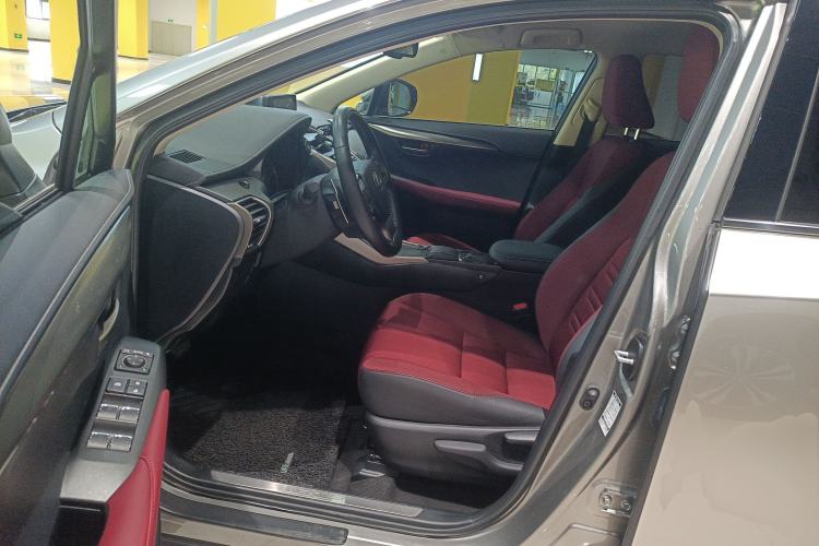 Used Lexus NX 2020 200 Front-Wheel Drive Freeline Edition China VI Standard Driver Seat