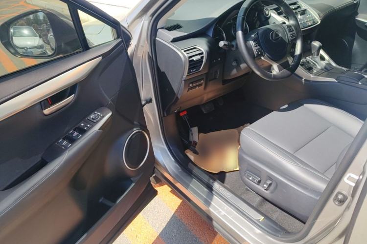 Used Lexus NX 2020 200 All-Wheel Drive Fēngshàng Version China VI Standard Driver Seat