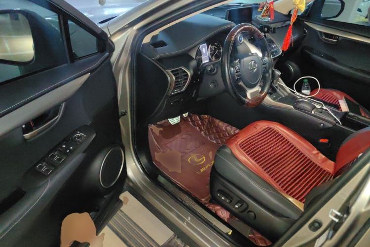 Used Lexus NX 2020 300h Front-Drive Fēngyuè Version China VI Standard Driver Seat