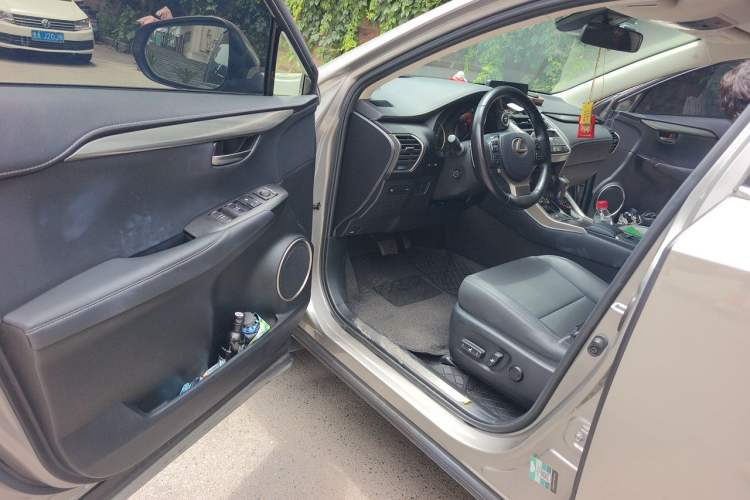 Used Lexus NX 2020 300h Front-Drive FENGSHANG Version China VI Standard Driver Seat