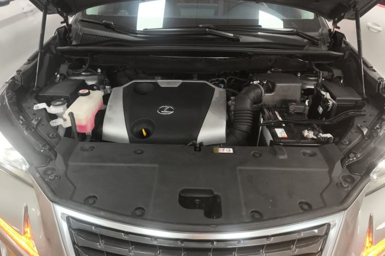 Used Lexus NX 2020 200 All-Wheel Drive Fēngshàng Version China VI Standard Engine Bay