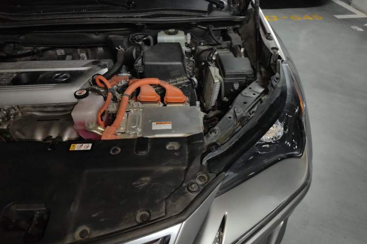Used Lexus NX 2020 300h Front-Drive FENGSHANG Version China VI Standard Engine Bay Left