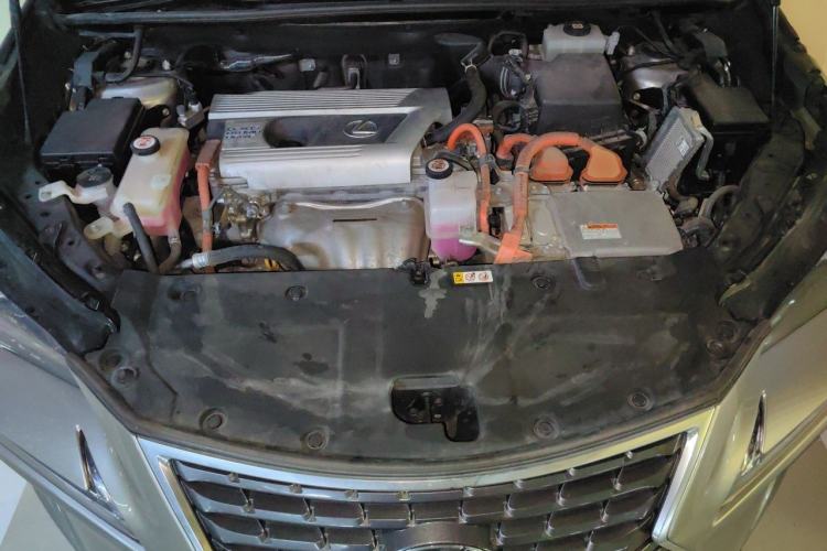 Used Lexus NX 2020 300h Front-Drive Fēngyuè Version China VI Standard Engine Bay