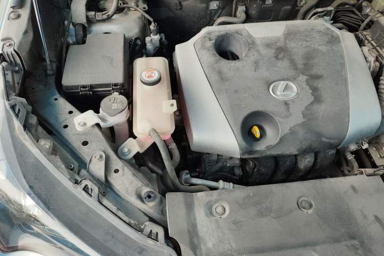 Used Lexus NX 2020 200 All-Wheel Drive Fēngshàng Version China VI Standard Engine Bay Right