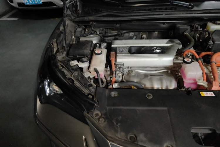 Used Lexus NX 2020 300h Front-Drive FENGSHANG Version China VI Standard Engine Bay Right