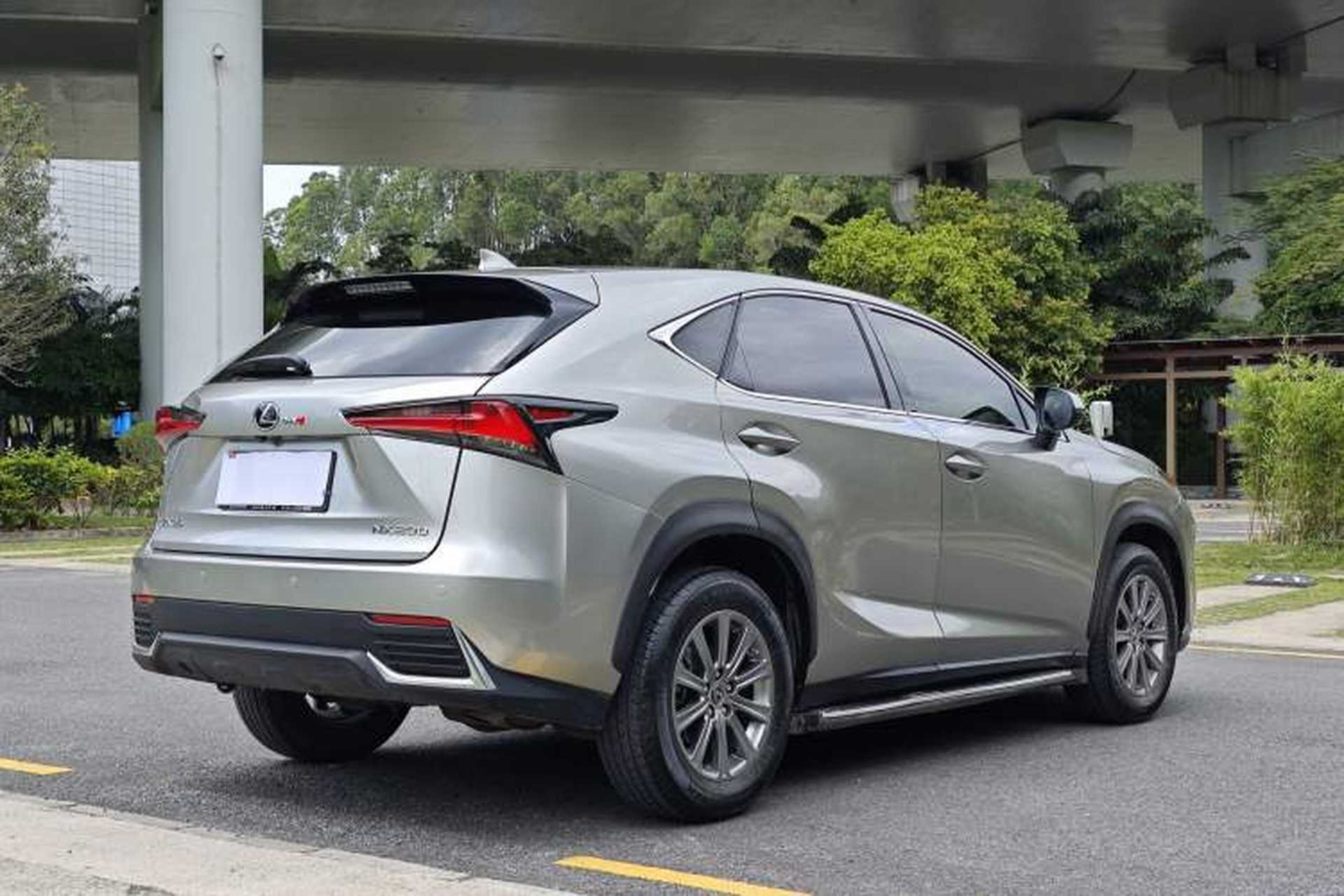 Used Lexus NX 2020 200 Front-Wheel Drive Vmotion Edition China VI Standard Exterior 3