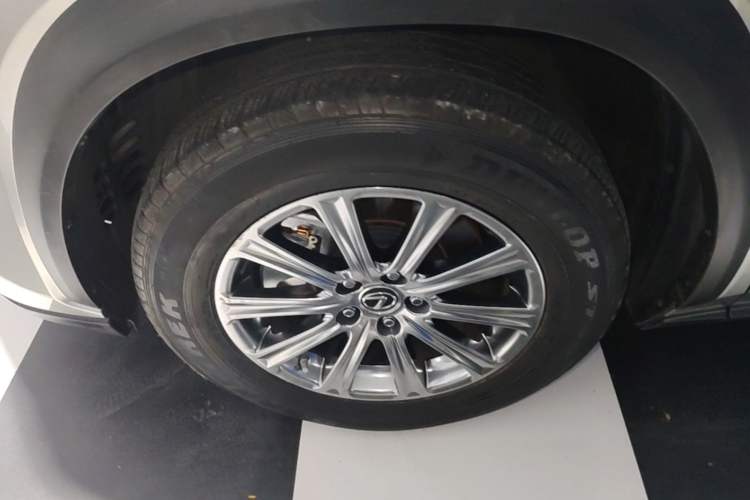 Used Lexus NX 2020 200 Front-Wheel Drive Freeline Edition China VI Standard Exterior 4